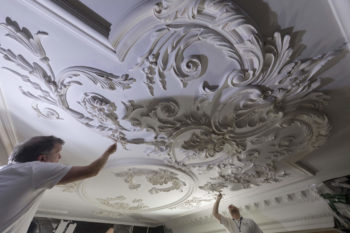 ornate-plaster-ceiling-design-claridges-london