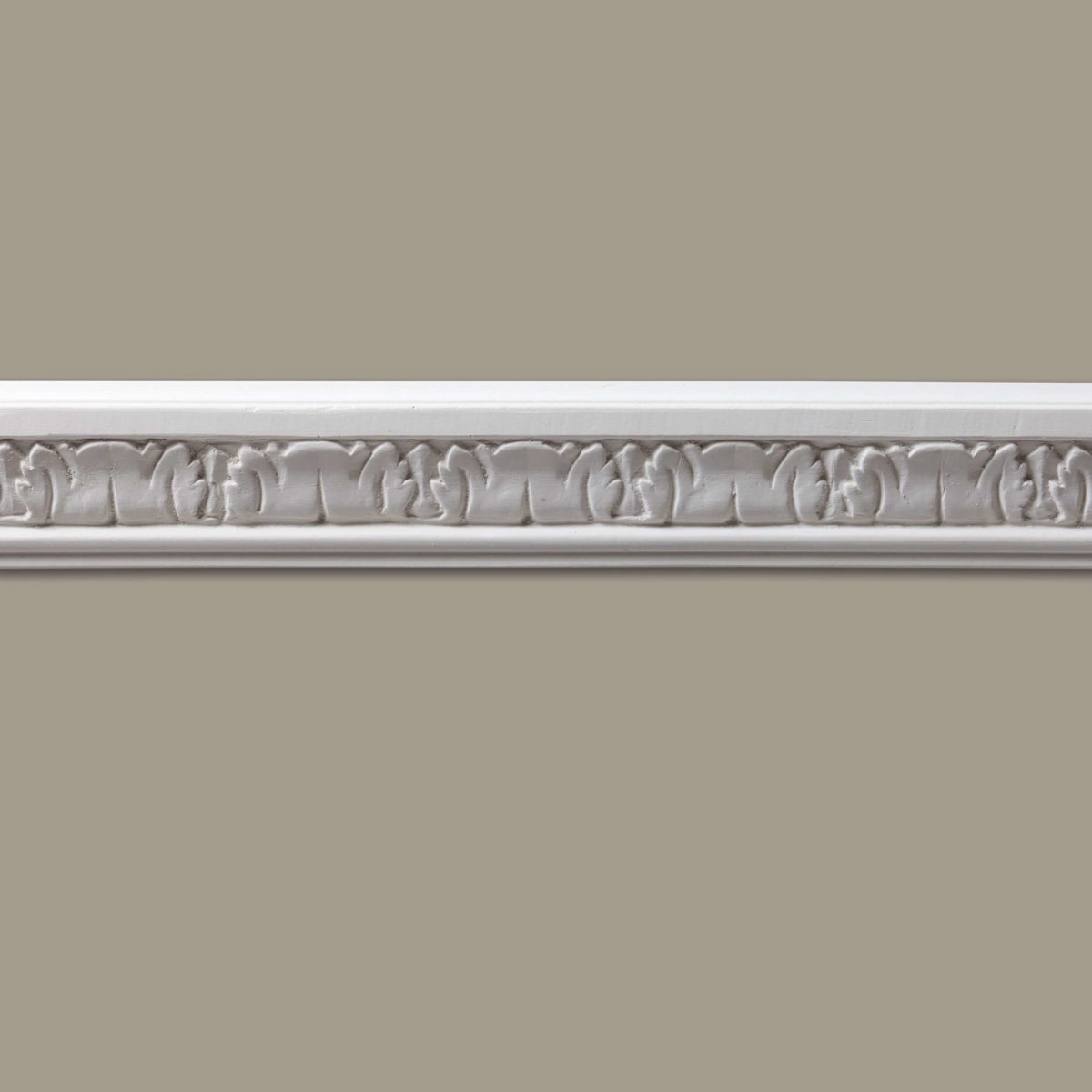 PM32-Ornate-Panel-Mould